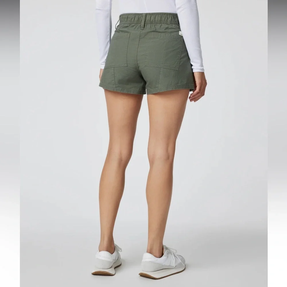 Vuori Women's Ripstop Utility Shorts army NWOT - Picture 3 of 11